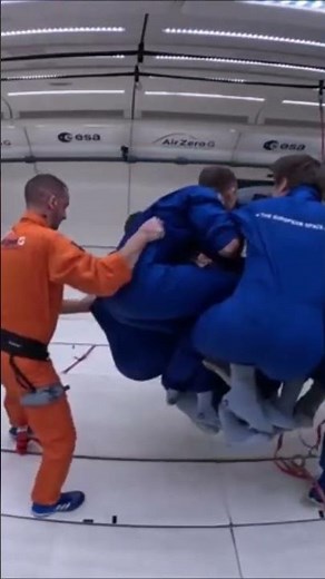 🚀 Zero Gravity Training: How Astronauts Float Like in Space!