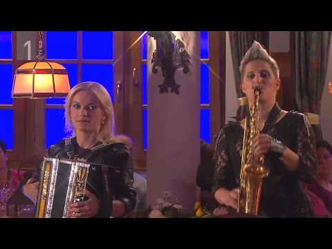 Navihanke - Here for you (Slovenski pozdrav, 15.5.)