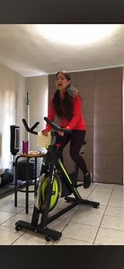 1.5K views · 74 reactions | CLASE 9️⃣‍♀️ 3️⃣0️⃣ minutos de clase de spinning en zona de fuerza ‍♀️. Recuerda realizar estiramientos al terminar la clase. #spinning #cardio #entrenamiento | Chío Spinning en línea | Facebook