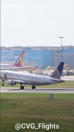 United Airlines Embraer E175 Departure from CVG