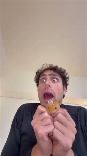 THE CRYING FACE 😭😨