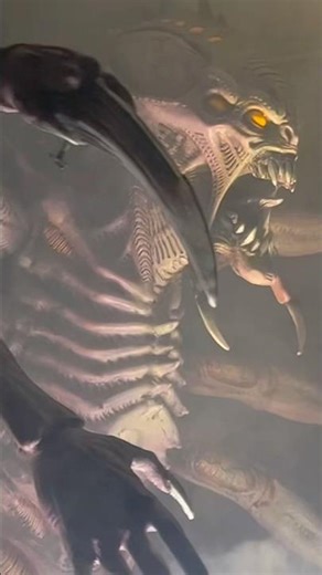 This was so cool #animatronics #hauntedhouse #horror #alien