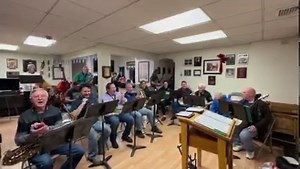 Go Birds! Here's the Durning String Band playing "Fly Eagles Fly". Hire a String Band for your next event at www.pmsba.org! | Philadelphia String Band Assn.