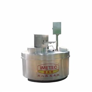 [Hot Item] Smart Feeding Robot with Feed Volume Sensor and GPS Navigation for Grazing Cattle Farms