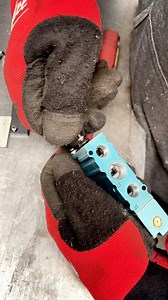 Por cual otro nombre se conoce esta pieza? #mantenimientoindustrial #maintenance #work #trabajando #electrovalvulas #neumatica #video #mantenimiento #tecnicosespecializados | Maintenance & Work by Ivan Garcia