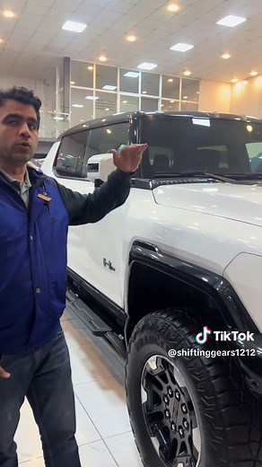 Ford Raptor vs Hummer EV: Showdown at Shifting Gears