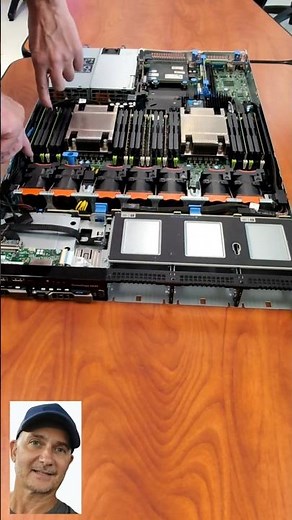 Inside a Dell PowerEdge Server! 💻