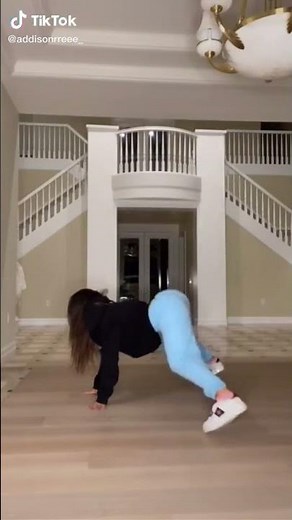 ADDISON RAE WAP DANCE!!