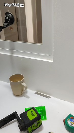 1.3K views | No sabes cómo utilizar un nivel láser? Aquí te muestro 﫡 #videoviralシ #trucos #tips #viral #Entretenimiento #tutorial #laser #nivellaser | Muy Fácil Tx | Facebook