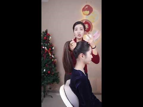 Beginners’ Go-To Updo Tutorial