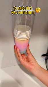 566K views · 5.6K reactions | Así de fácil puedes hacer un dispensador de vasos para servir tus cafés… 珞 te encantará #ideas #hacks #losabias #tips #ideascreativas #lifehacks #amadecasa | Tips de Lina | Facebook