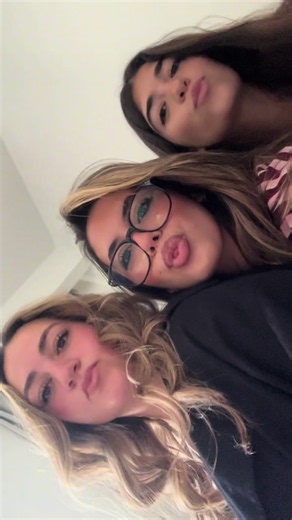 ‏#vlogs 👯‍♀️