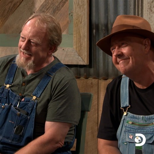 How special was this #MasterDistiller win last night? Brian teared up after winning with his beloved grandpa’s recipe 🙏 | Moonshiners