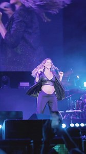 JIMENA EN VILLA MARÍA 🔥😍 🌡️☀️@jmena dio su primer show embarazada y se la re banco con todo el calor en un gran show para su genteeee. Te amamos cobraaaa, dieron todo ambos❤️‍🔥 | Quiero Musica En Mi Idioma