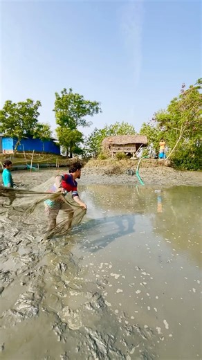 Wow really amazing fishing #villagerlifestyle #hilight #fishing #bigfish #hugefish