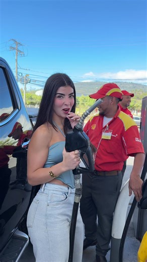 Preciosos! 💛 Vine a mi Shell más cercana y te quiero contar por qué me encanta su app de Shell GO 🥰📱 #ShellElSalvador #Shell #ShellGOPlus