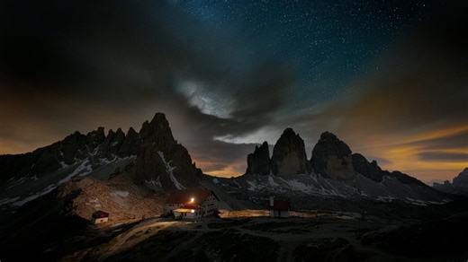 Stargazers Delight: Ätherischer Zeitraffer der Milchstraße