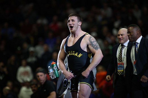 After chasing NFL dreams, Masson Parris announces return to competitive wrestling
