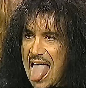 4.4M views · 44K reactions | Omg ... A Must See  Gene Simmons Tongue Has A Spin & Dry Cycle  #GeneSimmons #KISS  Gene Simmons KISS | Ben Escobedo | Facebook