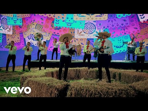 Banda Carnaval - La Muerte De Un Gallero (En Vivo Desde El Rancho)