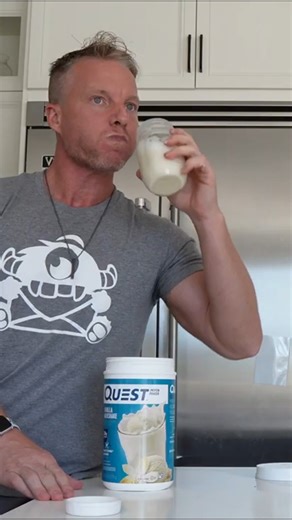 💥 Quest Nutrition Vanilla Protein Powder Review! 👍 Smooth mixability 👎 Slightly artificial aftertaste Still solid for a quick protein hit! #QuestNutrition #ProteinPowder #SupplementReview #FitnessTips #VanillaMilkshakeProtein | Live Lean TV