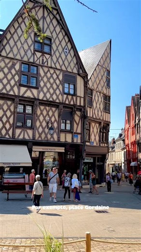Connaissez-vous l'histoire des maisons en pan de bois ? On vous explique ! | Bourges Berry Tourisme