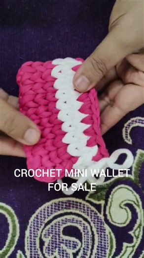 crochet mini wallet for selling