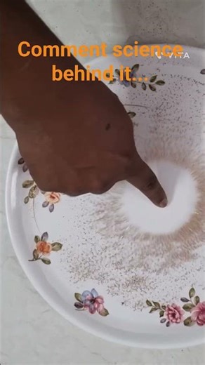 Glitter Soap Magic #shortsfeed #diy #sciencefacts