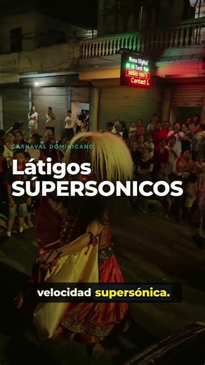 El Carnaval dominicano y los diablos cojuelos de La Vega, 500 años de tradición #shorts