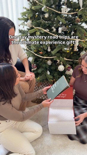 23K views | Surprise road trips for only $65!  We make it easy for you to pick the perfect trip: 1️⃣ Select your departure city 2️⃣ Choose your road trip theme 3️⃣ Receive a beautifully wrapped package at your doorstep and head off on your adventure! Learn more ➡️ https://guesswheretrips.com/ | Guess Where Trips | Facebook