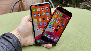 Sorry iPhone XR, the SE Is Everyone's New Favorite iPhone