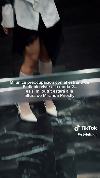 Outfit Inspirado en El Diablo Viste a la Moda