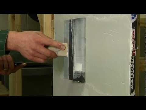 Finishing a Drywall Joint STEP 2