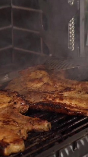 Μείγμα καρυκευμάτων grill philosophy για χοιρινό, επισκεφθείτε το ηλεκτρονικό κατάστημα https://www.grillphilosophy.gr/el/ #grillphilosophy #grilling #amberq #grill #ψησιμο #greece | Greek bbq club