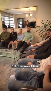 Od Bajrama do Bajrama... Izvor: https://www.instagram.com/reklamozderi.np?igsh=aWZjcmZhYjlsaXZy | Sjenica X