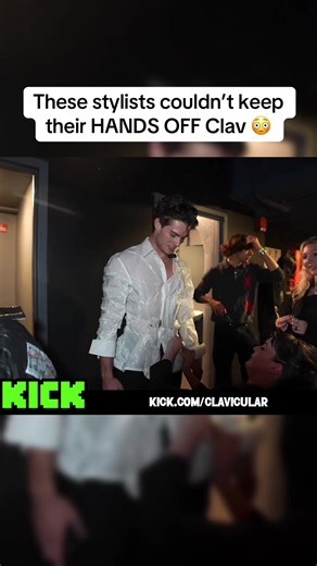 They were all over Clav #kickstreaming #clavicular | clavicles