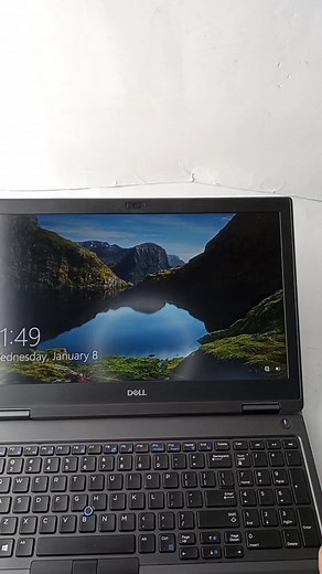 هل هتبالغ لما تقول اللاب توب ده هيشغل أي حاجة تتخيلها بجودة عالية ؟ 👌👌 شوف الفيديو وقول رأيك 👍 | Mido Computer