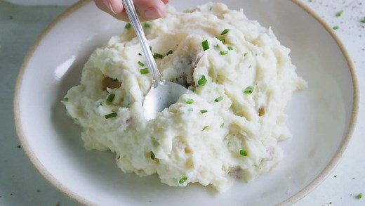 Boursin Mashed Potatoes-Culinary Hill.mp4