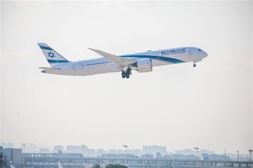 El Al passenger plane entered Lebanese airspace at beginning of war - report - i24NEWS