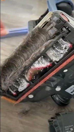 HOW I CLEAN MY SHARK HOOVER / VACUUM CLEANER