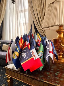 US State Flags Collection – American Flag Table Flags & Prints, Unique Desk Decor, Patriotic Flag Stand, Gift for Desk, Country Flag Prints - Etsy Canada