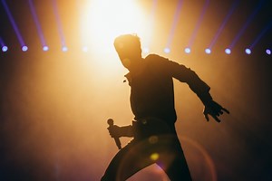 The Killers - Mr. Brightside (Official Music Video)