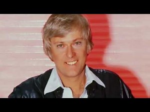 Jack Jones, Grammy-Winning Singer of The Love Boat Theme Song, Dies at 86