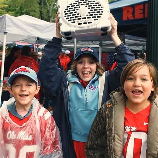 106K views | Bring your tailgate to life, wherever you park it with the premium, portable sound of a Turtlebox speaker. | Turtlebox | Facebook