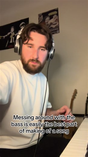 Creating Catchy Basslines for EDM Tracks