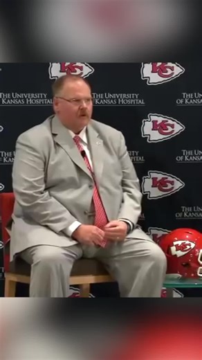 Andy Reid’s FIRST game coaching the Chiefs was CRA
