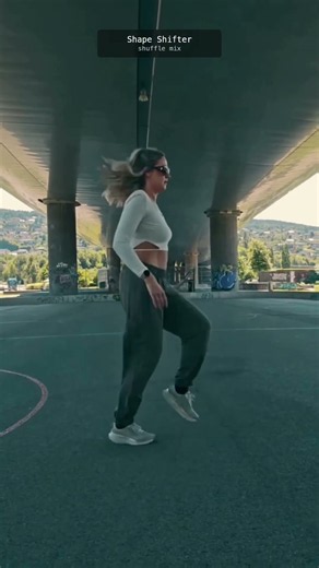 Shape Shifter #shuffling #cuttingshapes #shufflegirl #shufflegirls #shapeshifter #shuffle