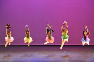 Dance Company Heats Up the Stage