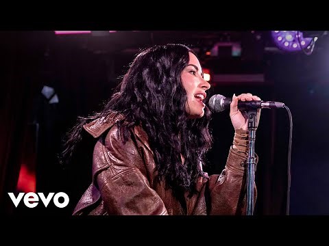 Demi Lovato - Disease/Perfect Celebrity (Lady Gaga cover) in the Live Lounge