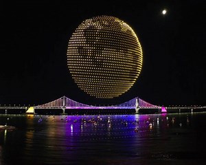 🌕✨ Busan Drone Show: Chuseok Special Performance at Gwangalli Beach 2024 ✨🌕 Get ready, Busan! On October 4, 2025 (Saturday) at 8:00 PM, the sky above Gwangalli Beach will come alive with a breathtaking 2,500-drone performance in celebration of Chuseok — Korea’s biggest harvest holiday. 📅 Date & Time: October 4, 2025 (Sat) – 8:00 PM (One Show Only) 📍 Location: Gwangalli Beach, Busan From public participation events to jaw-dropping drone choreography, this is more than a show — it’s an emotion